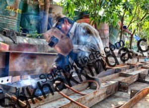 İşveren işçiye her işi yaptırabilir mi? work 1486447483 300x219 - İşveren işçiye her işi yaptırabilir mi?