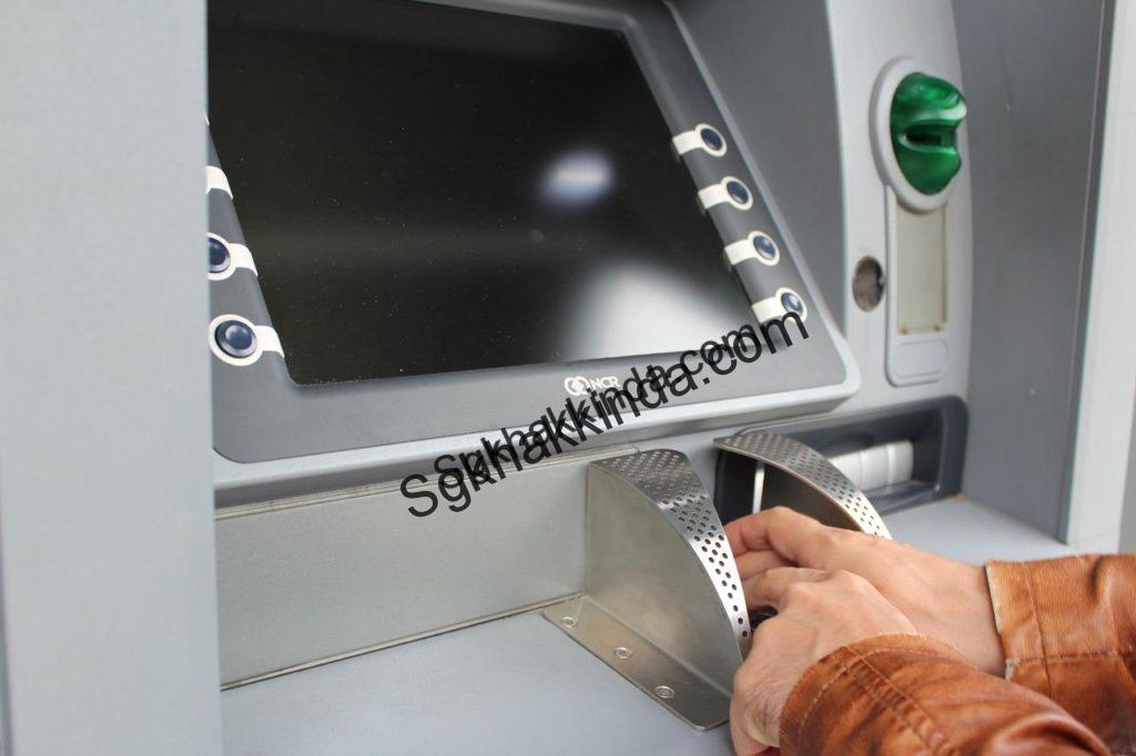 atm 1508477699 1024x682 - Emekliye k&ouml;t&uuml; haber. Maaşınıza haciz gelebilir.